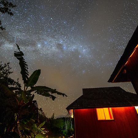 La Perruche Rouge Guest House Tamatoa Екстер'єр фото